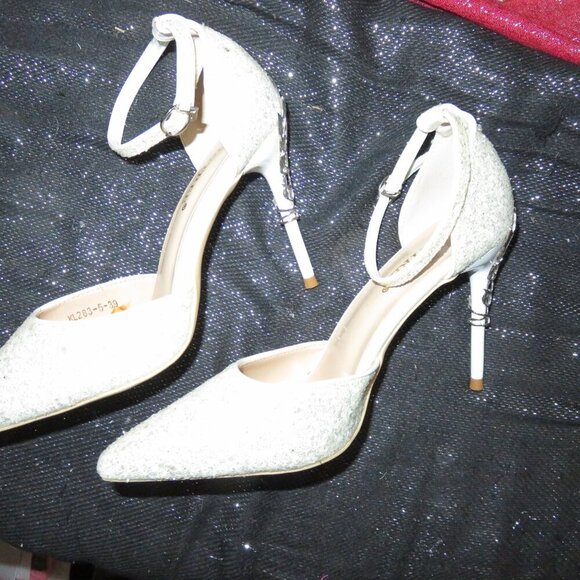 Bigtree Cream Glitter & Silver Metallic Carved Embellished Stiletto Heels 39 8.5 - Picture 6 of 12